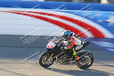 media/Jan-21-2022-Fastrack Riders (Fri) [[90b5309cc6]]/Level 4/Session 1 Front Straight/